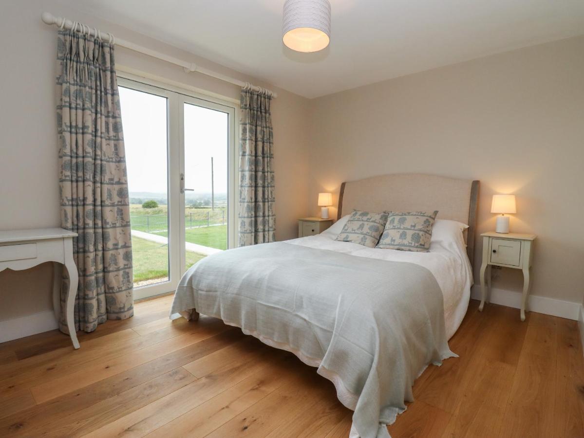 Holiday home Cotswold View *